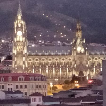 Hostal Atlantis Quito Exteriör bild