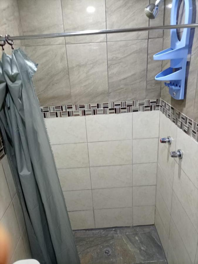Hostal Atlantis Quito Exteriör bild
