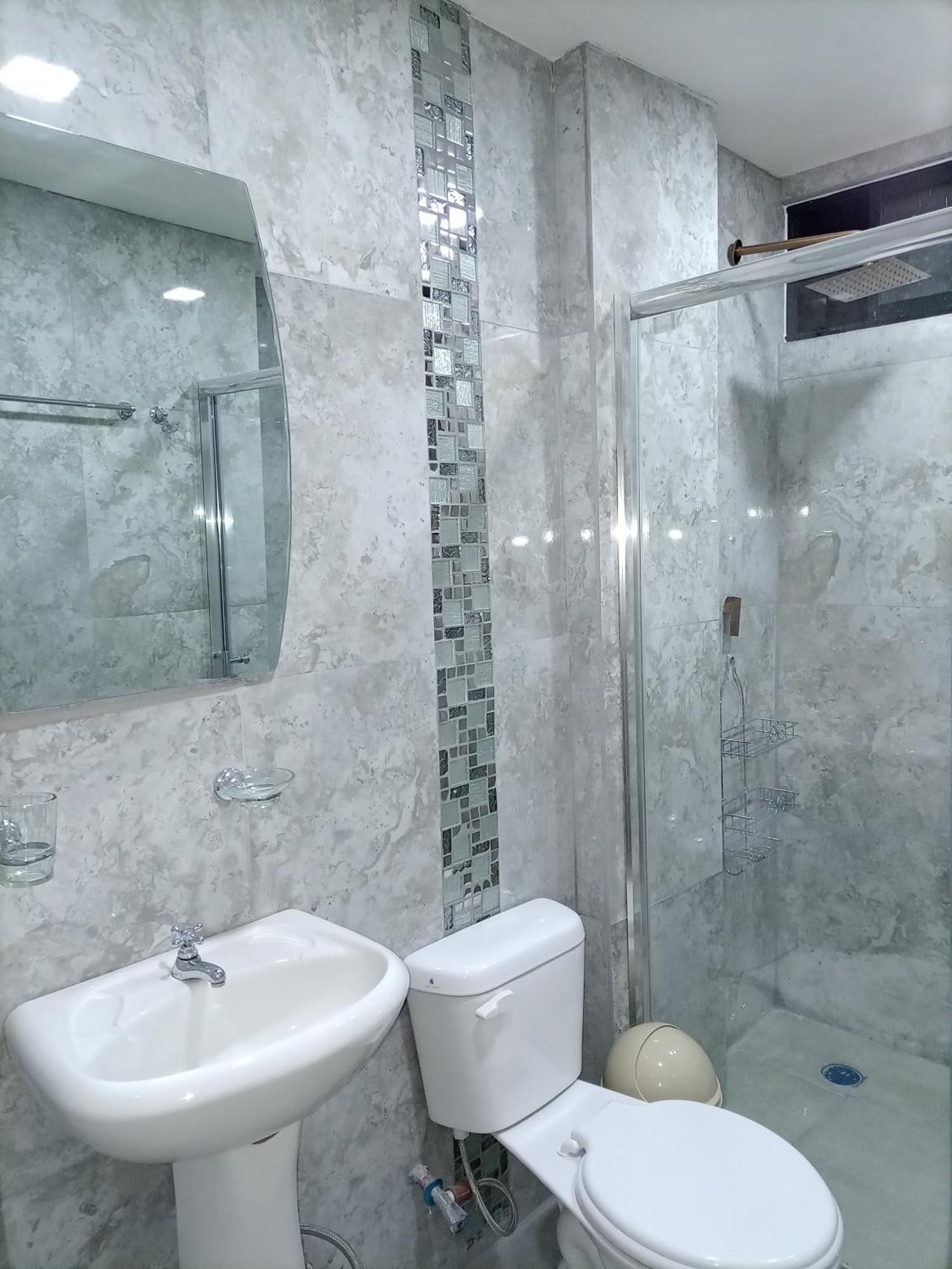 Hostal Atlantis Quito Exteriör bild